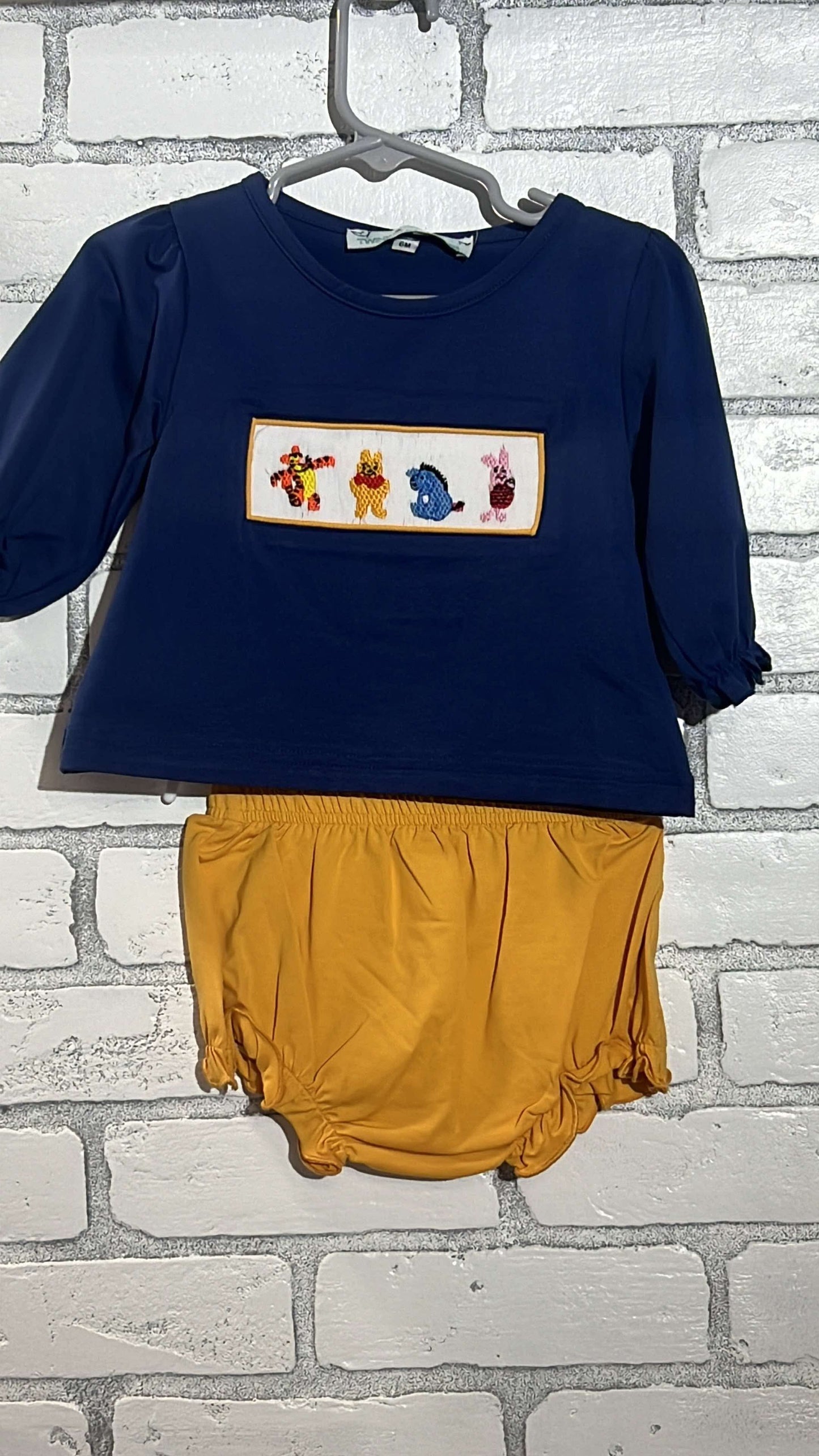 Bear & Friends Smock