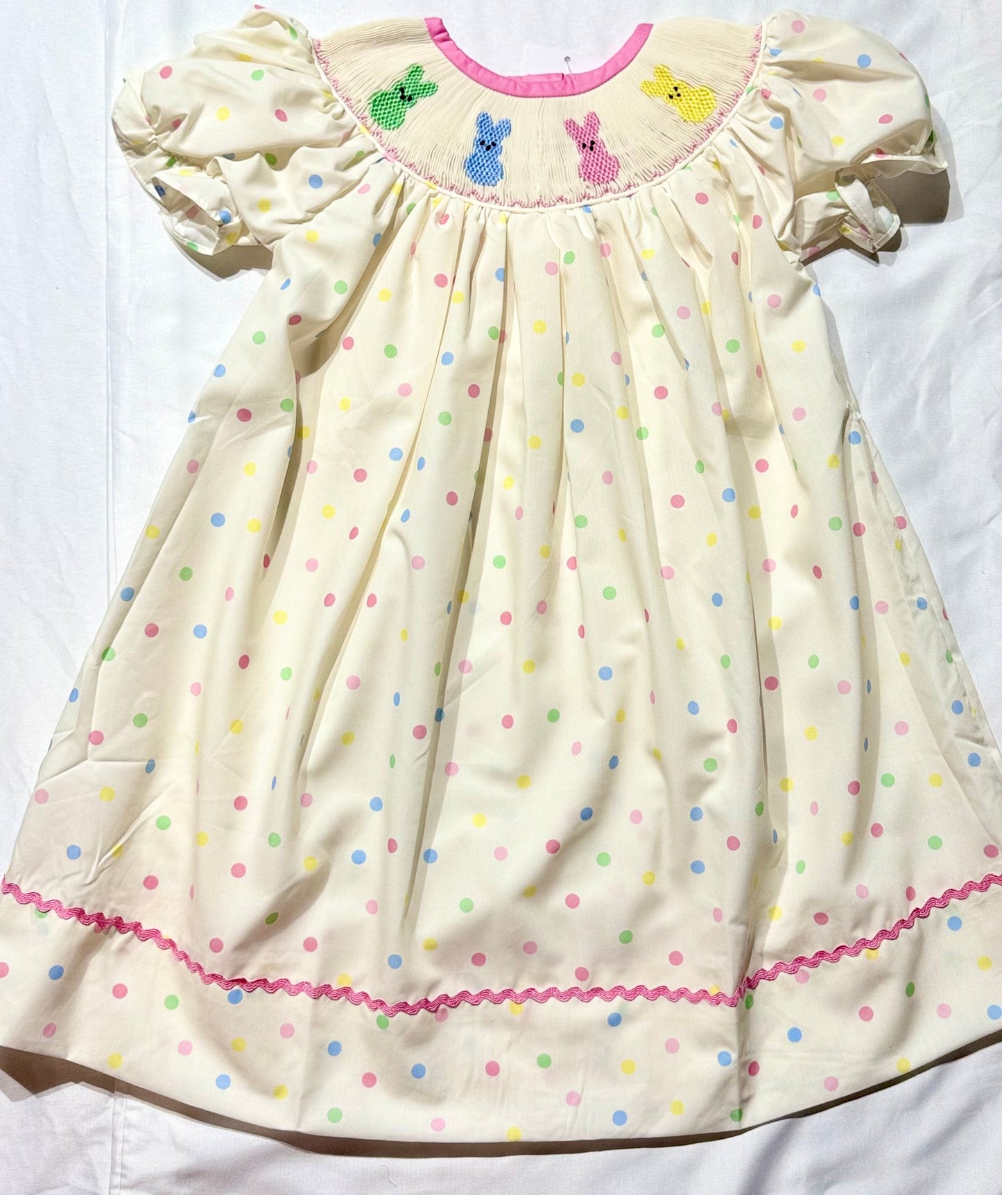Peep (smocked)