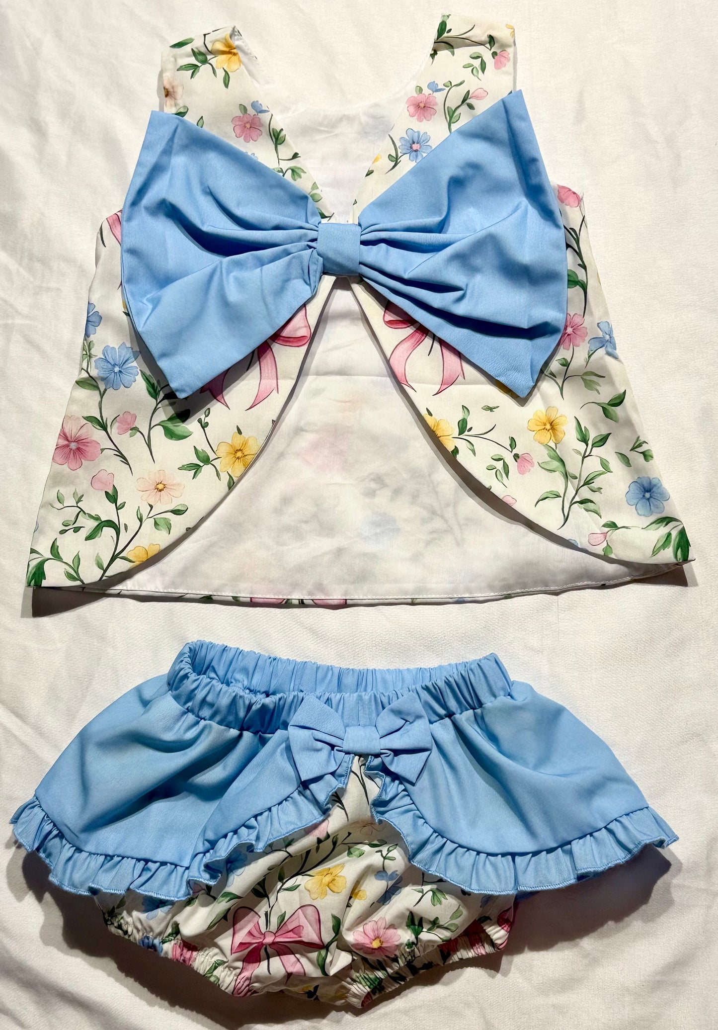 Mommy's Girl/Boy (smocked)
