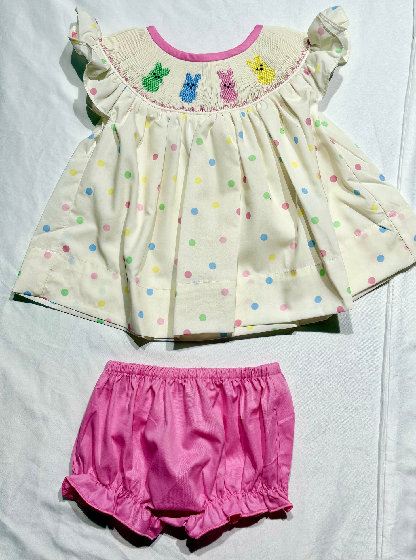 Peep (smocked)
