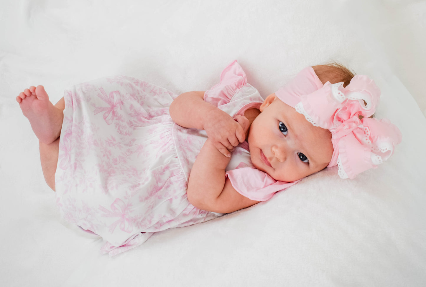 BLUSHING BOWS
