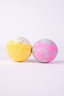 Great Pretenders Bath Bombs w/ Prize